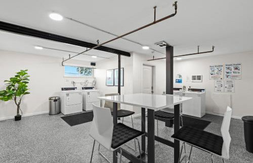 Stylish 1BR Upper Flat in Vibrant Royal Oak - Foto 9