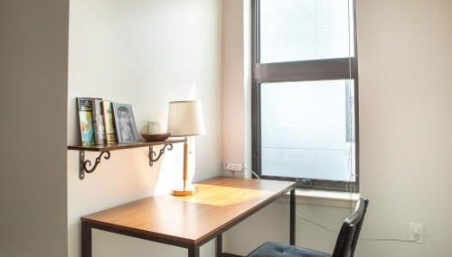 Deer District Studio Apt - One Block from Fiserv and Baird - Foto 3