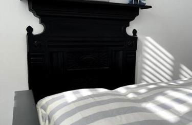 Contemporary 3-Bedroom Home with Stunning Views - Foto 16