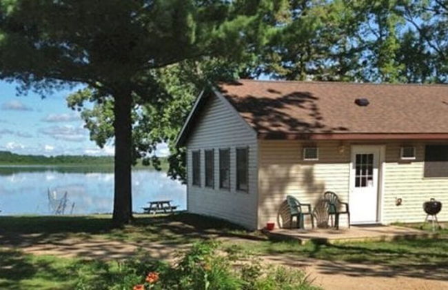 Sunset Cove Resort - Photo 3