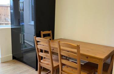 Luxurious home away from home - Photo 8