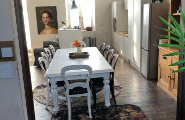 Creative Norfolk Chapel with Piano and Sauna Sleeps 10 - Foto 14