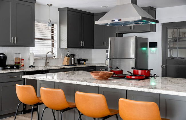 The Oak King Bed Huge Backyard - Foto 14