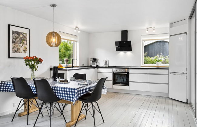 "Henric" - 500m from the sea - Foto 12