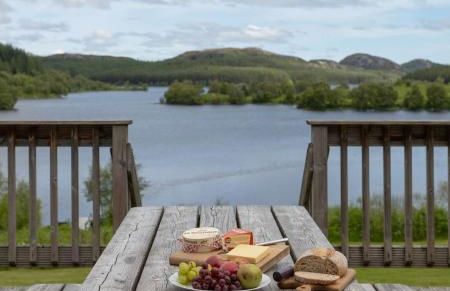 Brachkashie Cottage, Loch Knockie - Photo 2