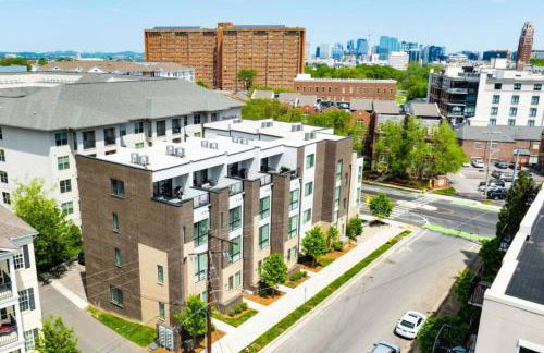 Sapphire Loft 4 Bedroom 4.5 Bath Rooftop Patio - Foto 49