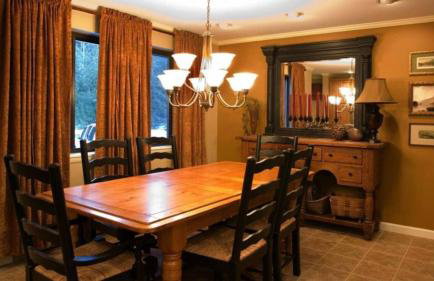 Secluded and Cozy Townhome at Tripp Lake - Foto 9
