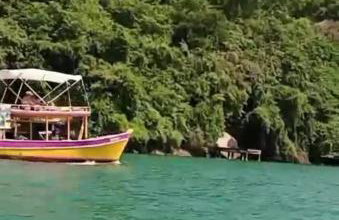 Barco Sorriso Paraty - Photo 1