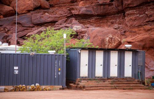 Charming Cave near Incredible Outdoor Activities for an Amazing Adventure in Moab, Utah - Foto 26