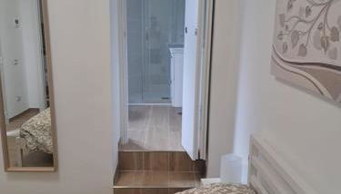 Casa Borghesia, luminosa nel cuore autentico di Napoli - Sanità - Foto 2, wardrobe