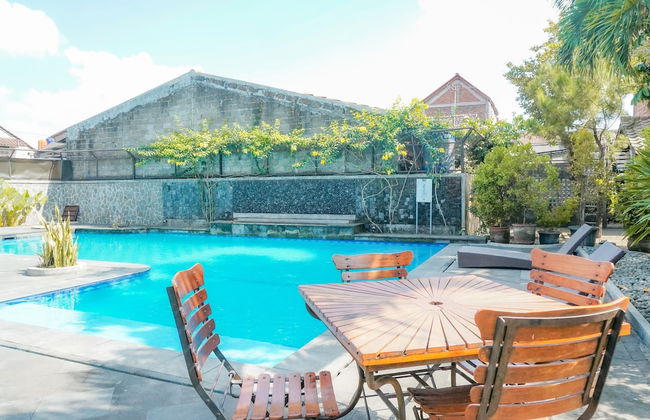 Maharani Villa Yogyakarta - Foto 16