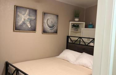 Seawall Breeze One bedroom Condo in Galveston - Photo 7