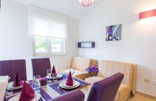 Villa Birikina with Pool - Photo 42