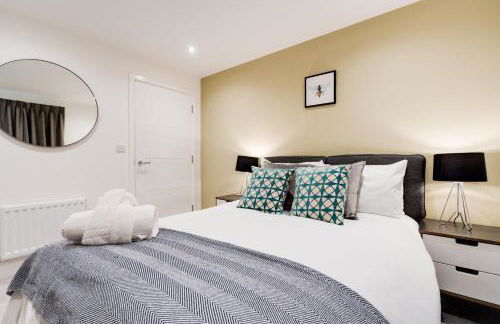 Spacious Modern 2 BR Old Trafford & Free Parking - Foto 16