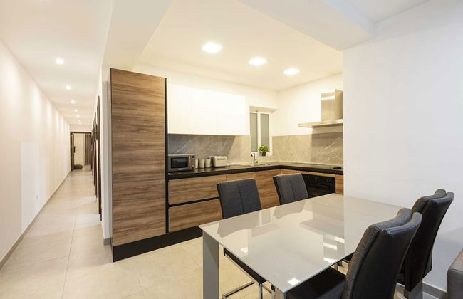 Golden Flat in San Pawl - Photo 28