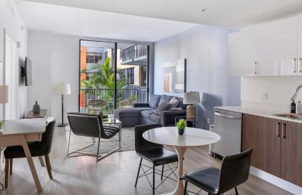 Landing Stylish Studio Game Room Yoga Studio - Foto 15