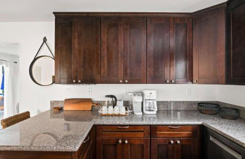Family Oasis with Hot Tub and Dedicated Workspace - Foto 16