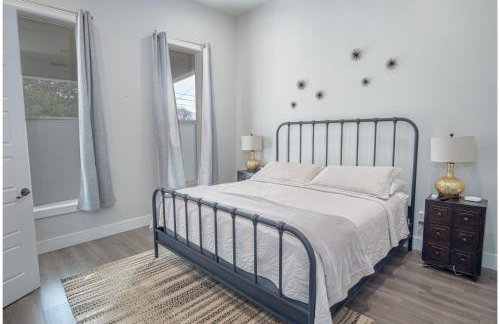 Gorgeous, Family-friendly Home Near Downtown - Foto 22