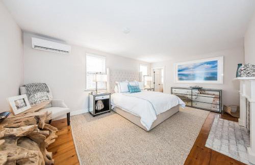 Close to Dtwn Nantucket! Group Getaway with Patio - Foto 9