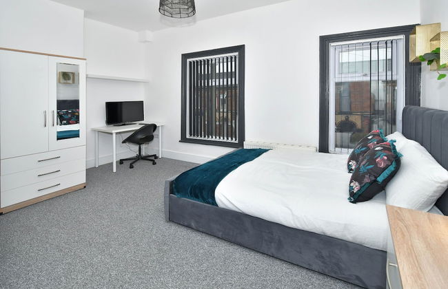 Townhouse @ 202 Walthall Street Crewe - Photo 18