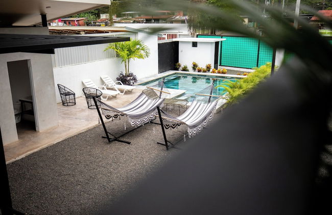 Nomad Living CR - Photo 37