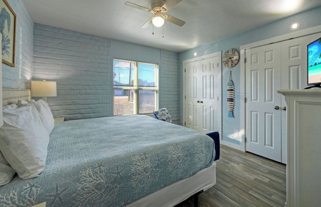 Beach Boardwalk Access Pool + Remodeled Interior Tropical Haven by Avantstay - Photo 115
