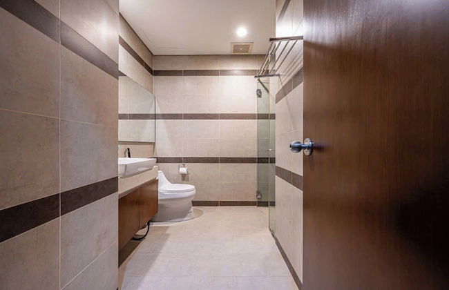 Pearl Plaza Luxury WiFi, Near Landmark 8 Apt, City View, Pool, Gym, Free - Foto 46