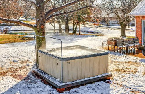 Home in Cimarron National Golf Club with Hot Tub! - Photo 29