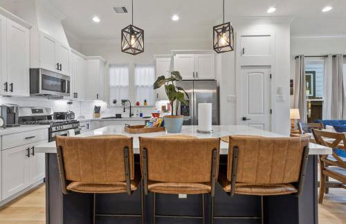 Houston Home - 4 Bedrooms, 5 Beds, Hot Tub, Games - Foto 9