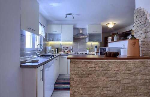 Charming villa Nera with pool and hydromassage near the beach - Foto 20