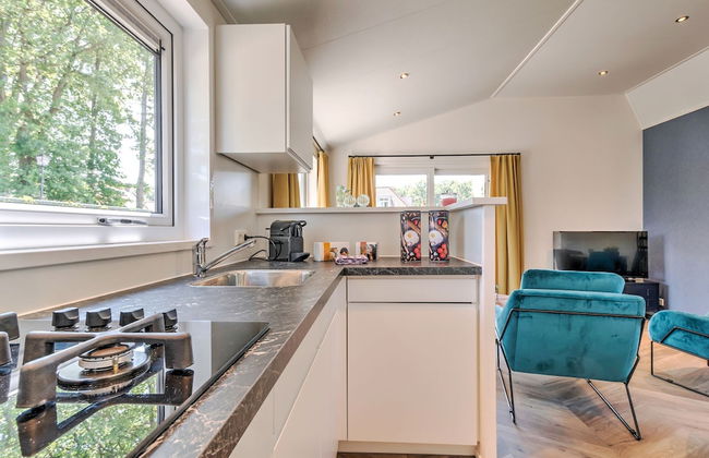 Lovely Holiday Home in Kaatsheuvel With Bubble Bath - Photo 14