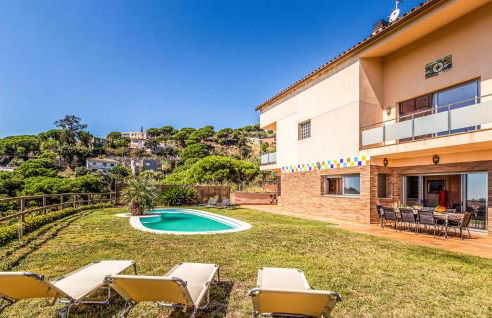 Lovely Home In Sant Cebrià De Vallalta - Foto 13