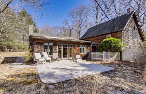 1 Mi to Foxwoods Casino Couples Retreat with Patio - Foto 2