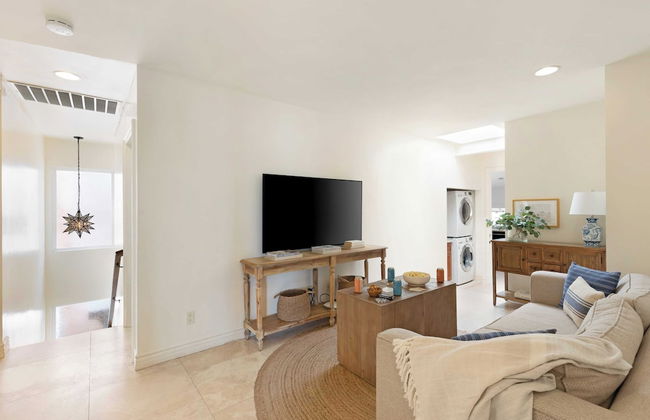 Shoreline by Avantstay Spectacular Beachfront Home w/ Fire Pit, Spa & Pool Table - Foto 41