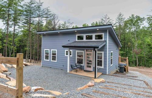 Luxury Modern Cabin with Hot Tub - Foto 25