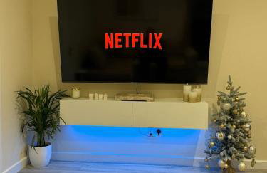 New 2-bed 2-bath detached flat with garden - Photo 5