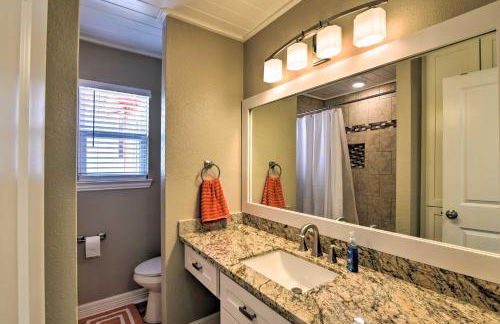 Unobstructed Beachfront! Galveston Oasis with Decks - Foto 18