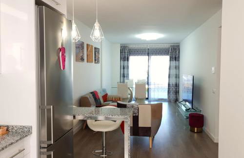 Boutique apartment near the beach, 1 Gbps Wi-Fi - Photo 3