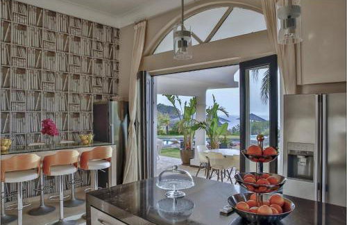 Amazing Ibiza Villa Can Icarus 6 Bedrooms Perched On A Cliff Overlooking The Beach Of Cala Moli San Jose - Foto 14