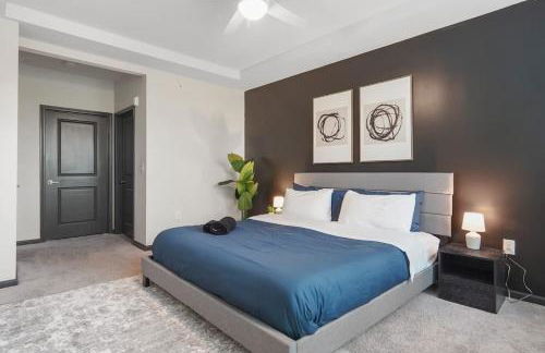 3BR King Bed Balcony North Raleigh - Foto 17