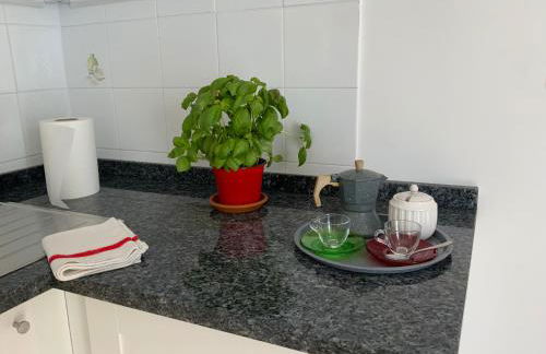 Al numero 5 - Foto 3