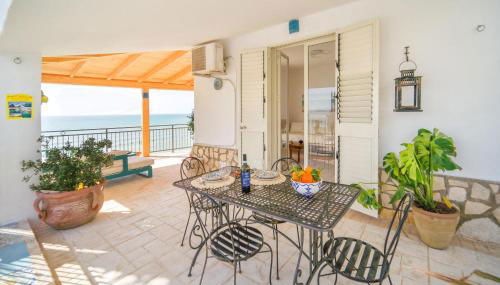 2 Bedroom Amazing Home In Ciotta - Foto 4