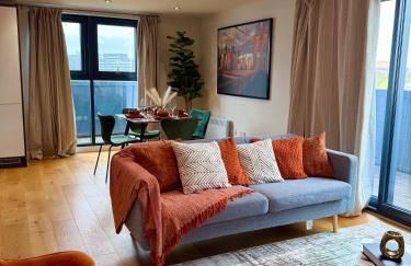 Luxe Duplex Penthouse Stay in Leeds Centre - Free Parking - Foto 17