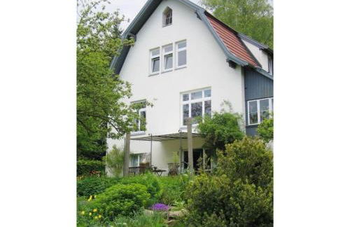 "Villa am Waldweg" Comfortable holiday residence - Foto 1