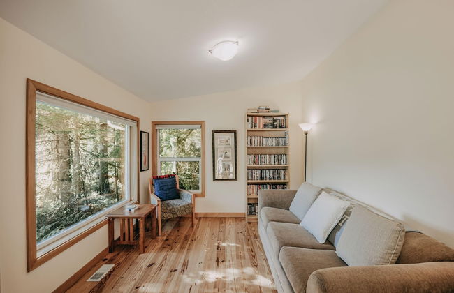 70MBR- Hot Tub - BBQ - Wi-Fi - Pets Ok - Sleeps 8 - Foto 34