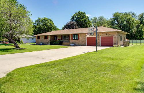 5 Mi to Fonner Park Family Escape in Grand Island - Foto 3