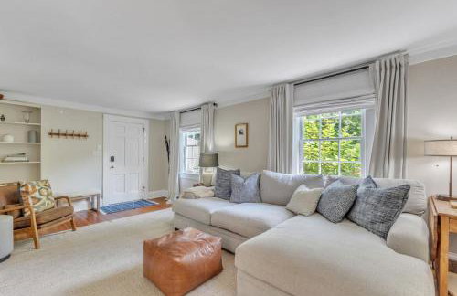 Newly Renovated Carriage House - Foto 9