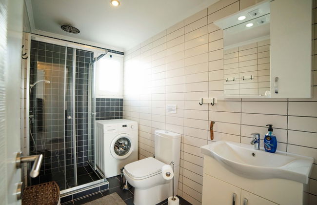 Sunny and Family Friendly Apartment Directly at the Pool - Foto 28