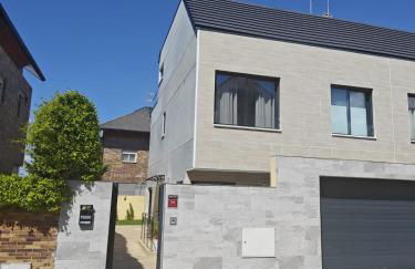 complete luxury house with garden - Foto 31