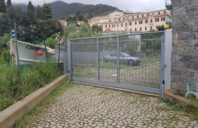 Oceanview luxury apartment - Photo 21